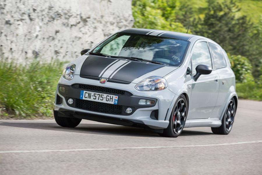  Abarth Punto SuperSport (199) 2012 года  (фото 17 из 32)
